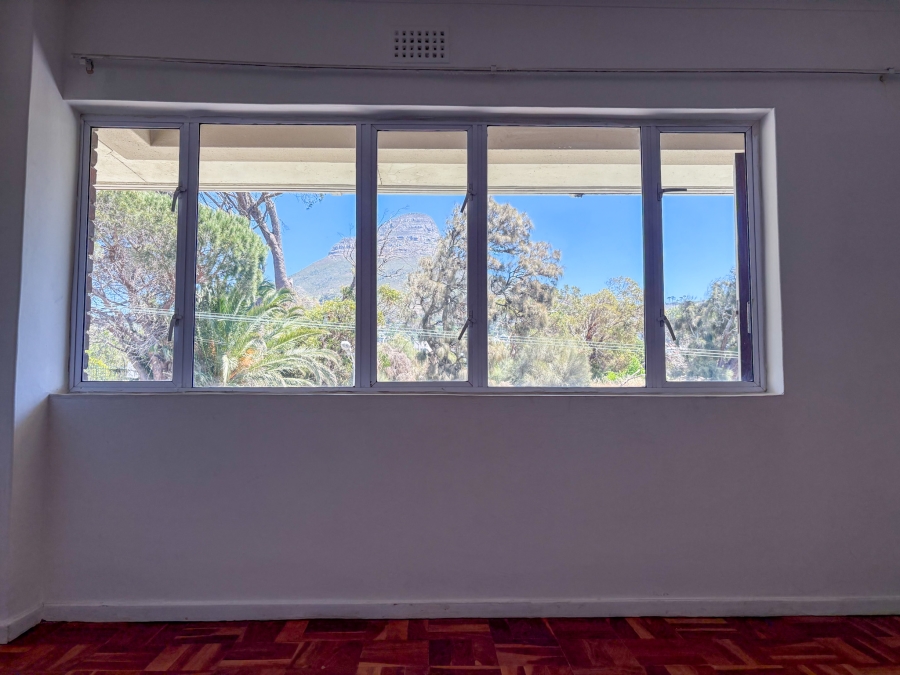 2 Bedroom Property for Sale in Oranjezicht Western Cape